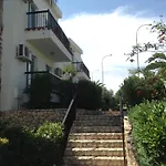 Aphelandra Hotel Apartments